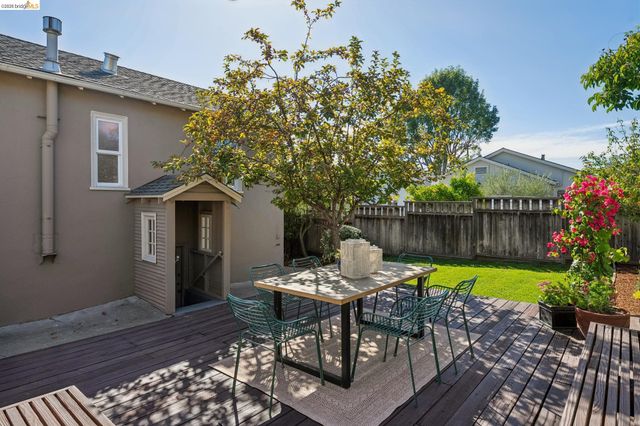 820 Prospect Ave, Oakland, CA 94610
