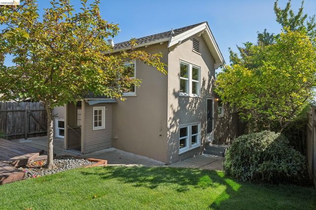 820 Prospect Ave, Oakland, CA 94610
