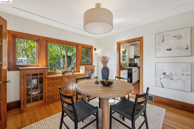 820 Prospect Ave, Oakland, CA 94610