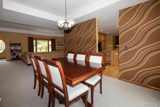 321 Elio, Highland, MI 48357