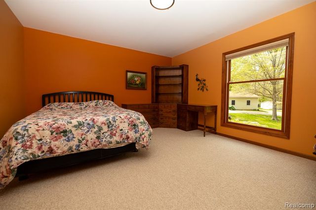 321 Elio, Highland, MI 48357