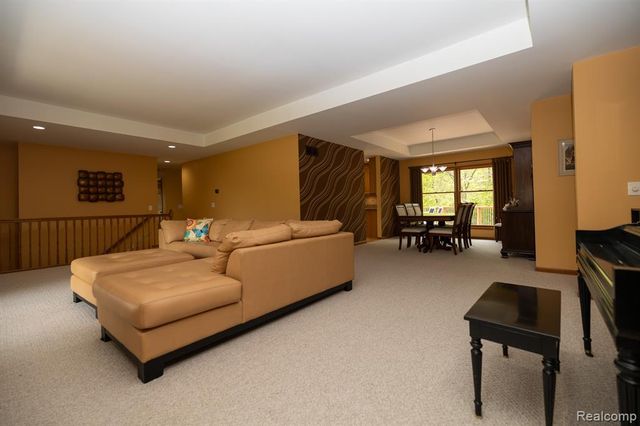 321 Elio, Highland, MI 48357