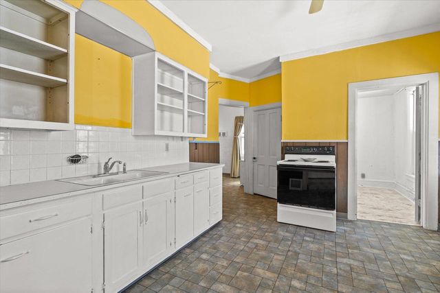 501 W WINNEBAGO STREET, Appleton, WI 54911