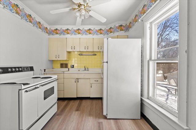 501 W WINNEBAGO STREET, Appleton, WI 54911