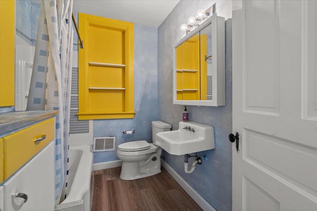 501 W WINNEBAGO STREET, Appleton, WI 54911