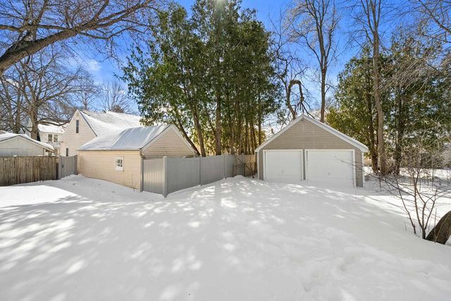 501 W WINNEBAGO STREET, Appleton, WI 54911