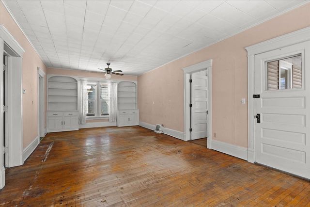 501 W WINNEBAGO STREET, Appleton, WI 54911