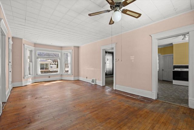 501 W WINNEBAGO STREET, Appleton, WI 54911