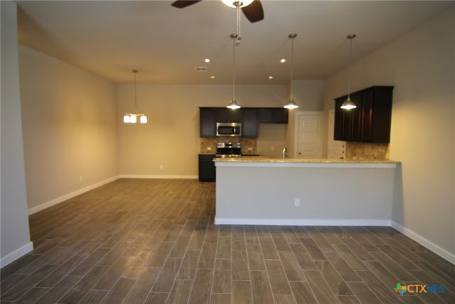 342 Creekside Curve, New Braunfels, TX 78130