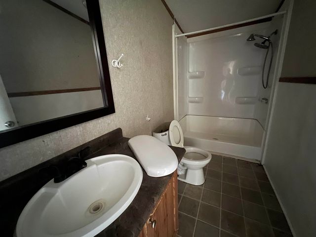 125 Beverly Cir, Marshall, TX 75672