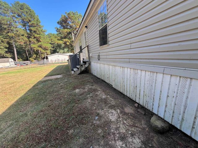 125 Beverly Cir, Marshall, TX 75672