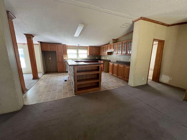 125 Beverly Cir, Marshall, TX 75672