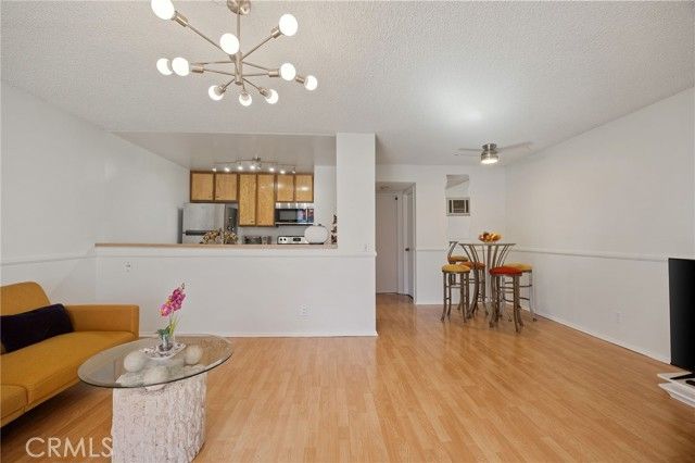 20930 Parthenia, Canoga Park (los Angeles), CA 91304