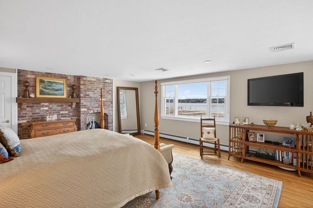 299 Main Street, South Dennis, MA 02660