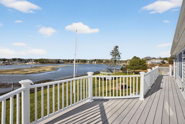 299 Main Street, South Dennis, MA 02660