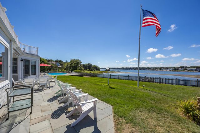 299 Main Street, South Dennis, MA 02660