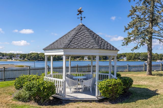 299 Main Street, South Dennis, MA 02660