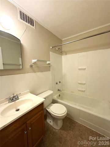 2126 E 7th Street 107, Charlotte, NC 28204