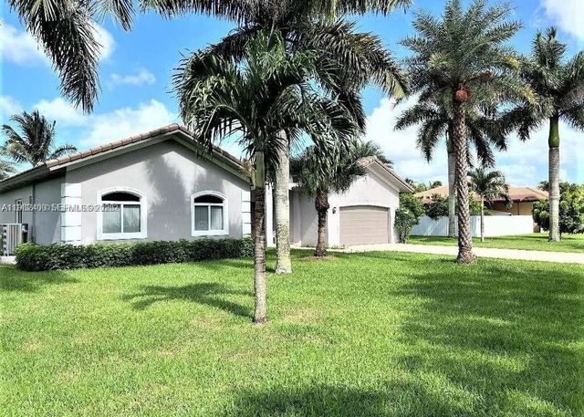 27669 SW 154th Ave, Homestead, FL 33032