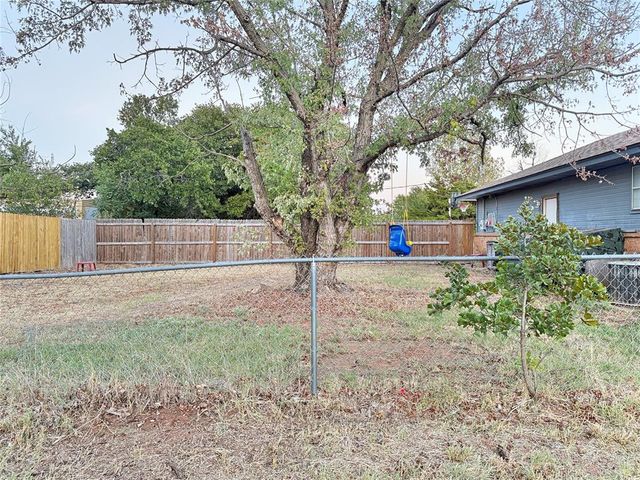 10301 N Rock Circle Drive, Edmond, OK 73034