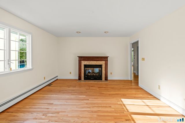 29 Alpine Road, Monroe, CT 06468