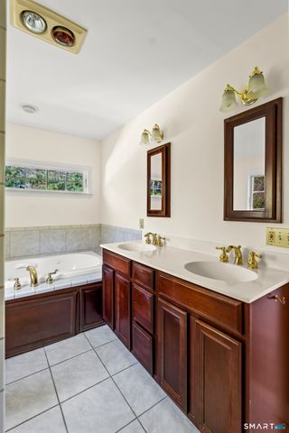 29 Alpine Road, Monroe, CT 06468