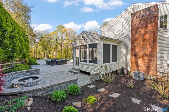 29 Alpine Road, Monroe, CT 06468