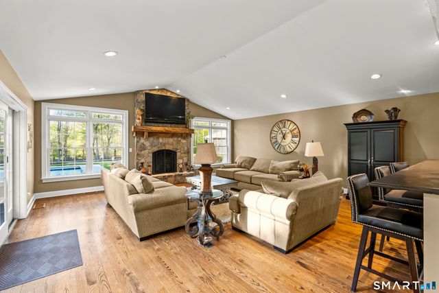 29 Alpine Road, Monroe, CT 06468