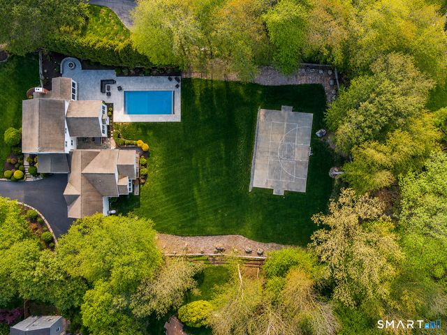 29 Alpine Road, Monroe, CT 06468