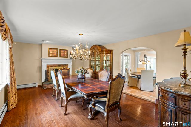 29 Alpine Road, Monroe, CT 06468