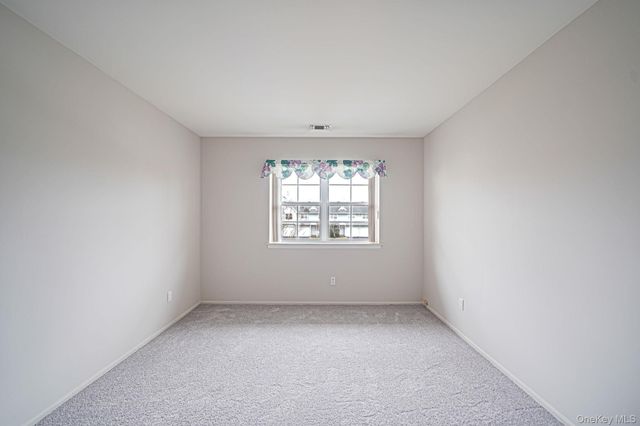 18 Summerfield Circle, Central Islip, NY 11722