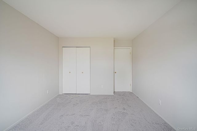 18 Summerfield Circle, Central Islip, NY 11722