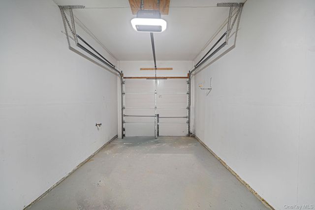 18 Summerfield Circle, Central Islip, NY 11722