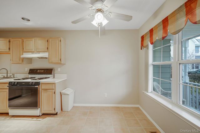 18 Summerfield Circle, Central Islip, NY 11722