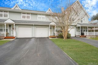 18 Summerfield Circle, Central Islip, NY 11722
