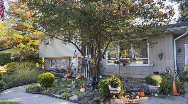 12311 Alexander Street, Cedar Lake, IN 46303