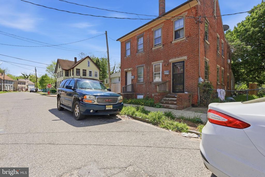 235 SINNICKSON ST, Salem, NJ 08079
