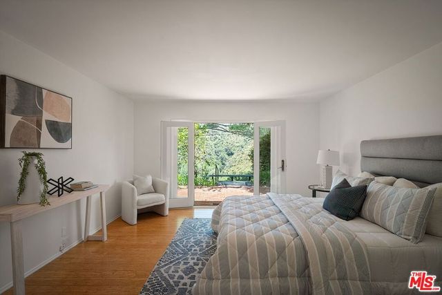 2521 La Condesa Drive, Los Angeles, CA 90049