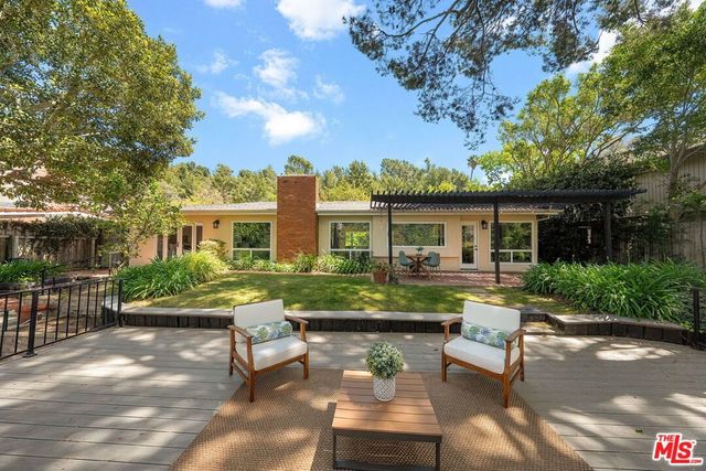 2521 La Condesa Drive, Los Angeles, CA 90049