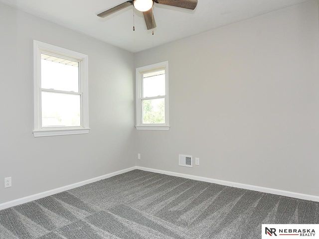 9518 Sprague Street, Omaha, NE 68134