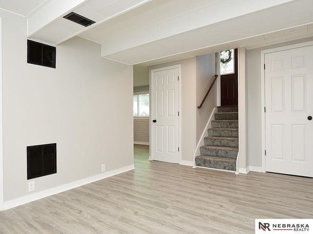 9518 Sprague Street, Omaha, NE 68134
