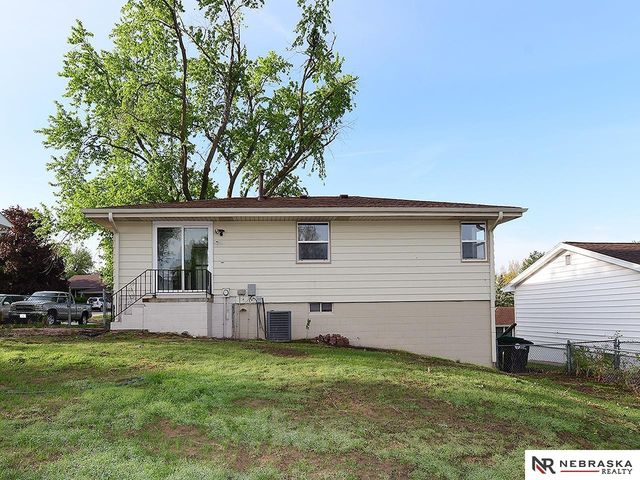 9518 Sprague Street, Omaha, NE 68134