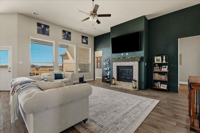 8125 Honeywell Avenue, Greenville, TX 75402