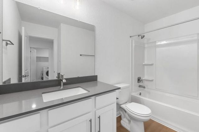 140 Inlet LN, Leander, TX 78641