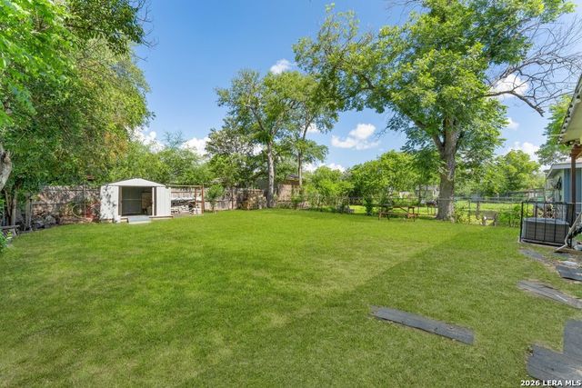 1204 Valencia, San Antonio, TX 78237