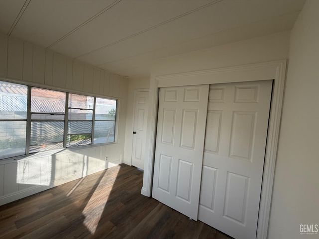 8536 Kern Canyon Road 113, Bakersfield, CA 93306