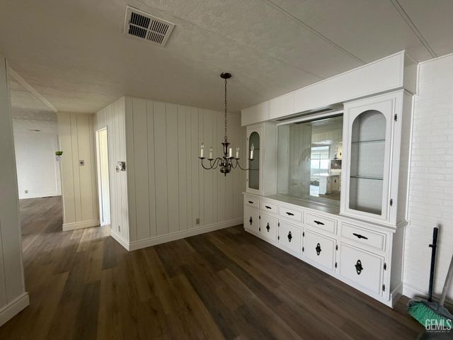 8536 Kern Canyon Road 113, Bakersfield, CA 93306