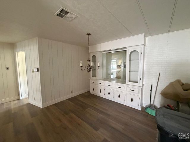 8536 Kern Canyon Road 113, Bakersfield, CA 93306