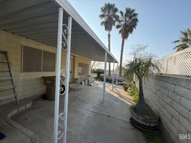 8536 Kern Canyon Road 113, Bakersfield, CA 93306