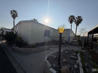 8536 Kern Canyon Road 113, Bakersfield, CA 93306